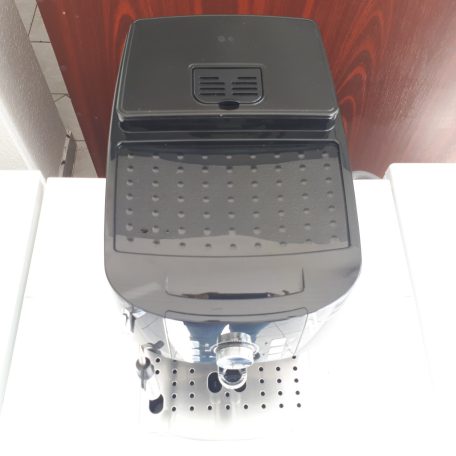 DeLonghi ECAM 21.117 B Magnifica S Automata kávéfőző