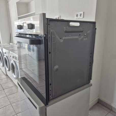 Zanussi beépíthető sütő