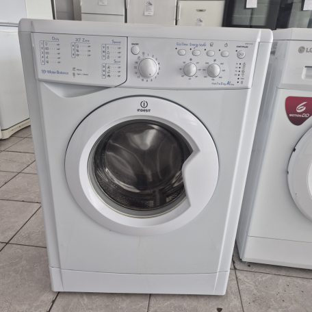 Indesit elöltöltős mosógép