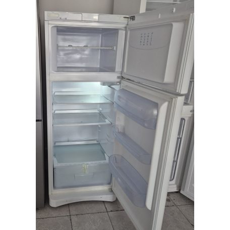 Indesit kombinált hűtőszekrény