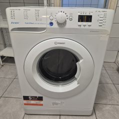 Indesit elöltöltős mosógép