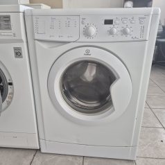 Indesit elöltöltős mosógép