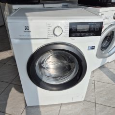 Electrolux elöltöltős mosógép